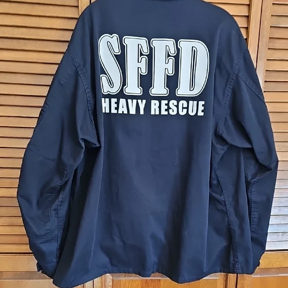 Santa Fe New Mexico Fire Department men's jacket pockets Heavy Rescue embroidery - Picture 10 of 14